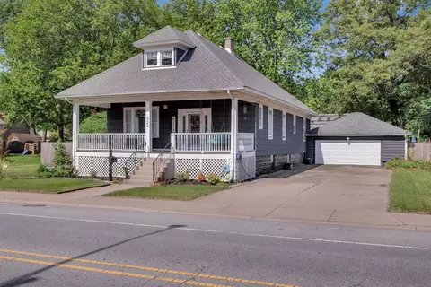 324 S Broad St, Griffith, IN 46319 photo 2