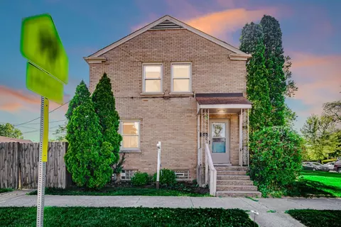 326 Beacon Pl, Munster, IN 46321 photo 2