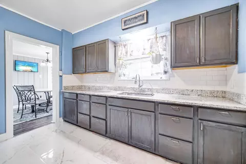 4646 Jefferson Pl, Gary, IN 46408 photo 6