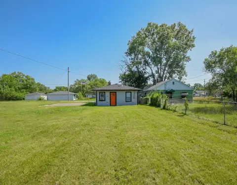 624 E 24th Ave, Gary, IN 46407 photo 4