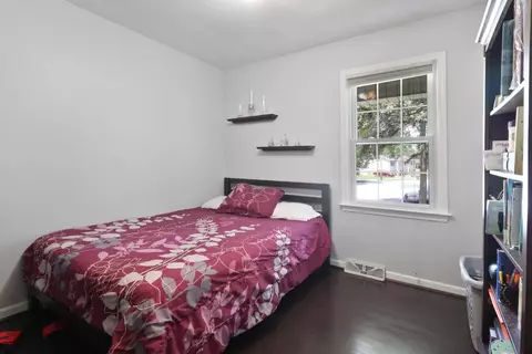 1241 N Lafayette Ct, Griffith, IN 46319 photo 9