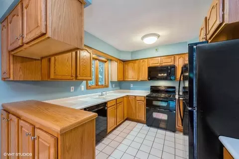 9308 Grace St, Highland, IN 46322 photo 6