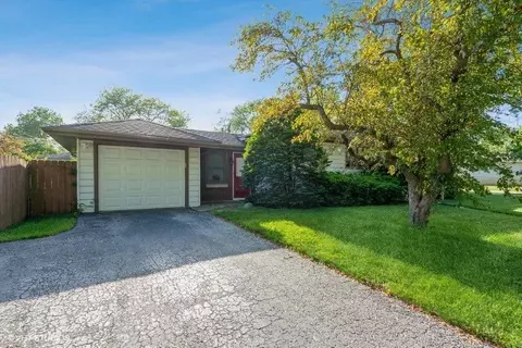 9308 Grace St, Highland, IN 46322 photo 2