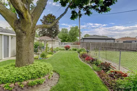 3501 Duluth Pl, Highland, IN 46322 photo 21