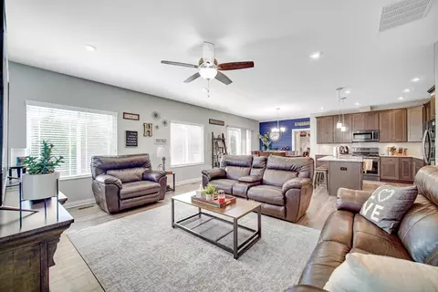 265 Sandstone, Valparaiso, IN 46385 photo 6