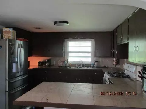 3757 Keck Pl, Gary, IN 46408 photo 5