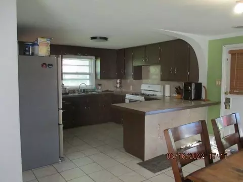 3757 Keck Pl, Gary, IN 46408 photo 6
