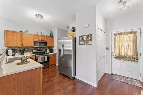 1085 Flagstone Dr, Dyer, IN 46311 photo 7