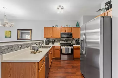 1085 Flagstone Dr, Dyer, IN 46311 photo 8