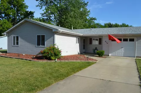 614 214th St, Dyer, IN 46311 photo 1