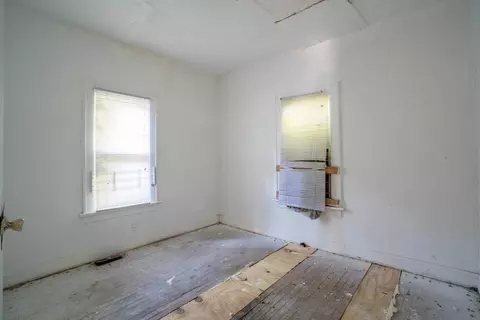 Undisclosed, Gary, IN 46408 photo 8