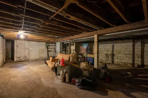 Undisclosed, Gary, IN 46408 photo 10