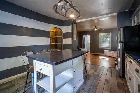 5011 N Calhoun St, Griffith, IN 46319 photo 9