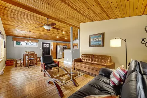 7735 Locust Ave, Gary, IN 46403 photo 5