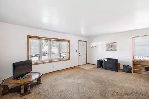 1241 N Jay St, Griffith, IN 46319 photo 5