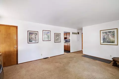 1241 N Jay St, Griffith, IN 46319 photo 4