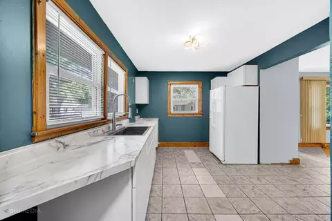 356 Hamlin St, Gary, IN 46406 photo 8