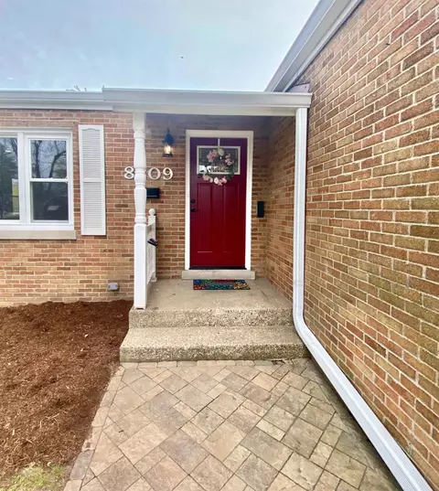 8309 Baring Ave, Munster, IN 46321 photo 3