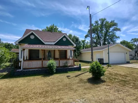 4 W Madison St, Hamlet, IN 46532 photo 1