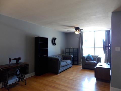 134 W Elm St, Griffith, IN 46319 photo 3