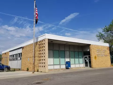 829 Fayette St, Gary, IN 46403 photo 48