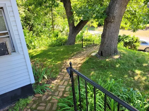 829 Fayette St, Gary, IN 46403 photo 40