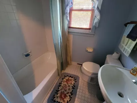 829 Fayette St, Gary, IN 46403 photo 16