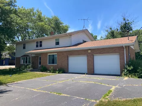 9012 Colfax St, Crown Point, IN 46307 photo 1