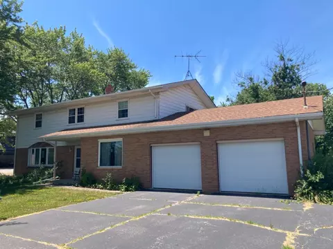 9012 Colfax St, Crown Point, IN 46307 photo 2