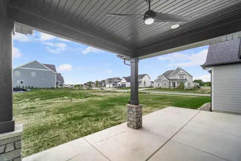 13312 Red Bud Cir, Saint John, IN 46373 photo 34
