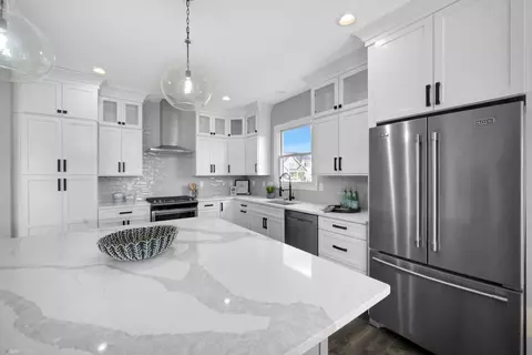 13312 Red Bud Cir, Saint John, IN 46373 photo 6