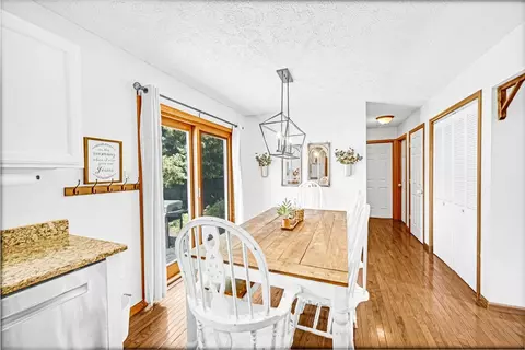 1356 Admiral Dr, Porter, IN 46304 photo 15
