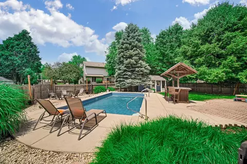 1356 Admiral Dr, Porter, IN 46304 photo 23