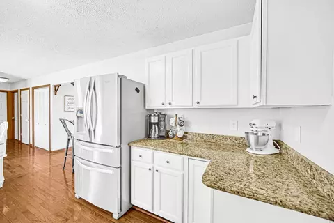1356 Admiral Dr, Porter, IN 46304 photo 11