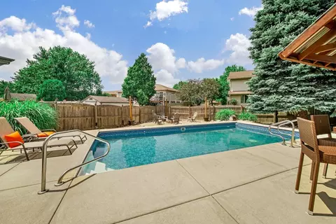 1356 Admiral Dr, Porter, IN 46304 photo 24