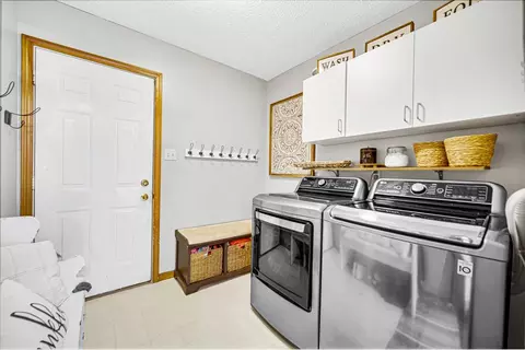 1356 Admiral Dr, Porter, IN 46304 photo 19