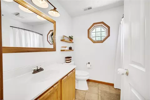 1356 Admiral Dr, Porter, IN 46304 photo 22