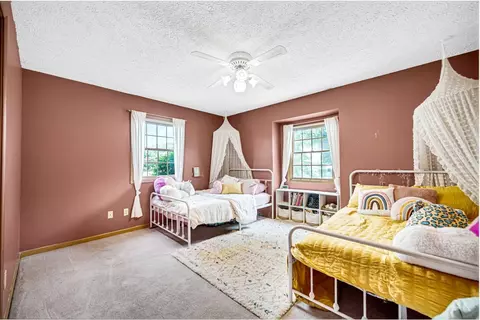 1356 Admiral Dr, Porter, IN 46304 photo 16