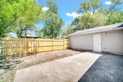 4100 W 21st Pl, Gary, IN 46404 photo 14