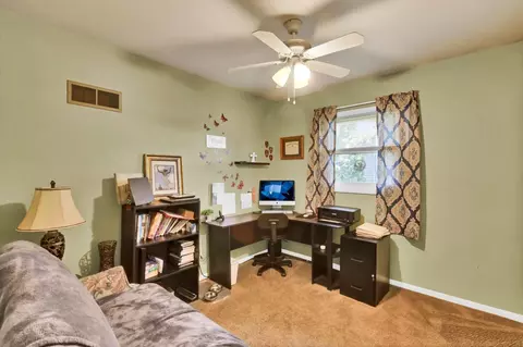 538 Aspen Dr, Dyer, IN 46311 photo 10