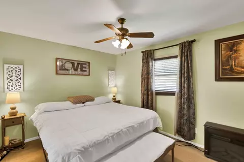 538 Aspen Dr, Dyer, IN 46311 photo 7