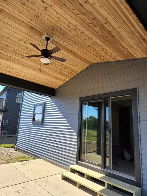 9870 Beacon Pointe Ln, Cedar Lake, IN 46303 photo 7