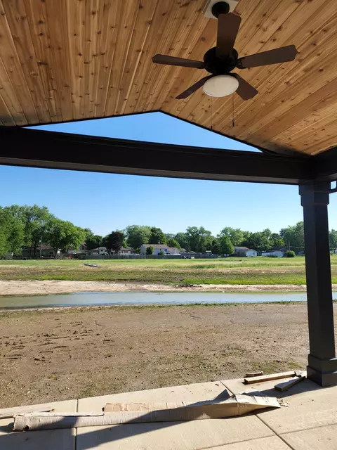 9870 Beacon Pointe Ln, Cedar Lake, IN 46303 photo 6