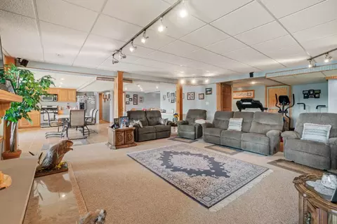 8449 Torrence St, Dyer, IN 46311 photo 32