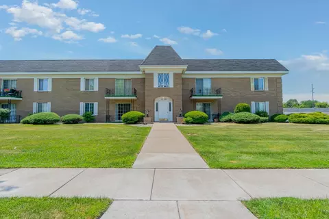 1238 Camelia Dr #9, Munster, IN 46321 photo 1