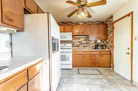 1710 Waite St, Gary, IN 46404 photo 7