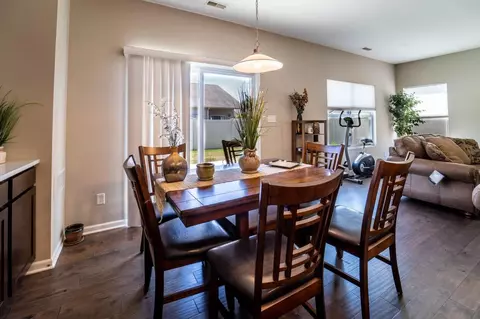 549 Clover Ln, Griffith, IN 46319 photo 14