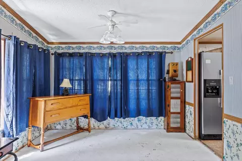 9577 Barbara Ct, De Motte, IN 46310 photo 10