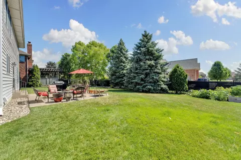 10003 Sequoia Ln, Munster, IN 46321 photo 39