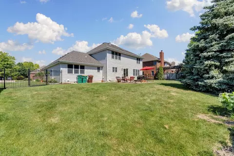 10003 Sequoia Ln, Munster, IN 46321 photo 40
